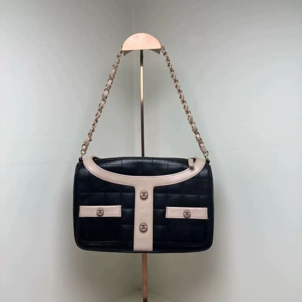 Chanel Women Pre-Loved Bag Very Good Condition